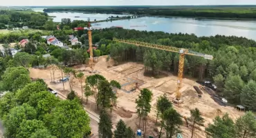 Serock inwestuje w najmłodszych – ruszyła budowa nowoczesnej szkoły i żłobka w Wierzbicy
